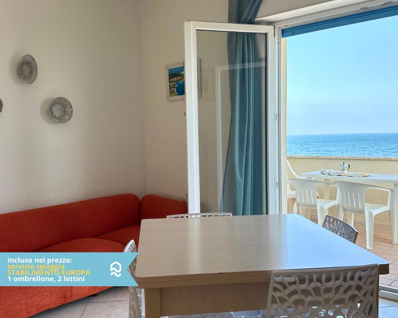 Rs321 - Marcelli, Trilocale Fronte Mare Con Spiaggia Inclusa Exterior foto