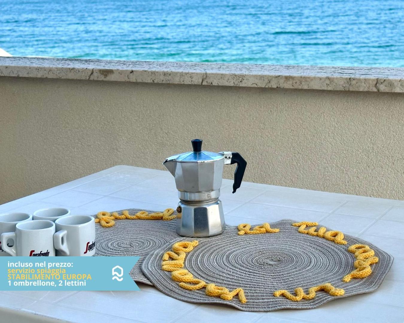 Rs321 - Marcelli, Trilocale Fronte Mare Con Spiaggia Inclusa Exterior foto